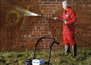 graffiti-removal